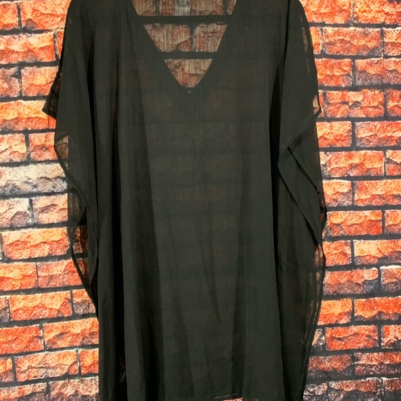 Merona Cover-Up - Picture 4 of 4